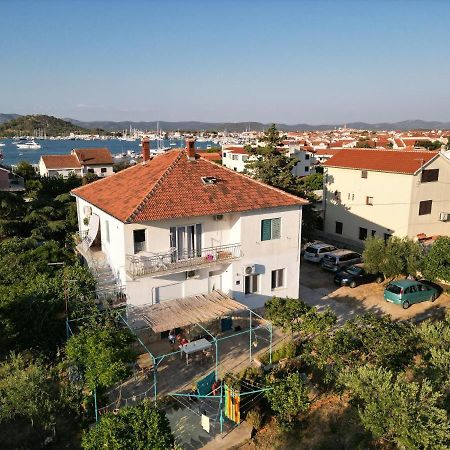 Apartment Alenka ムルテル エクステリア 写真