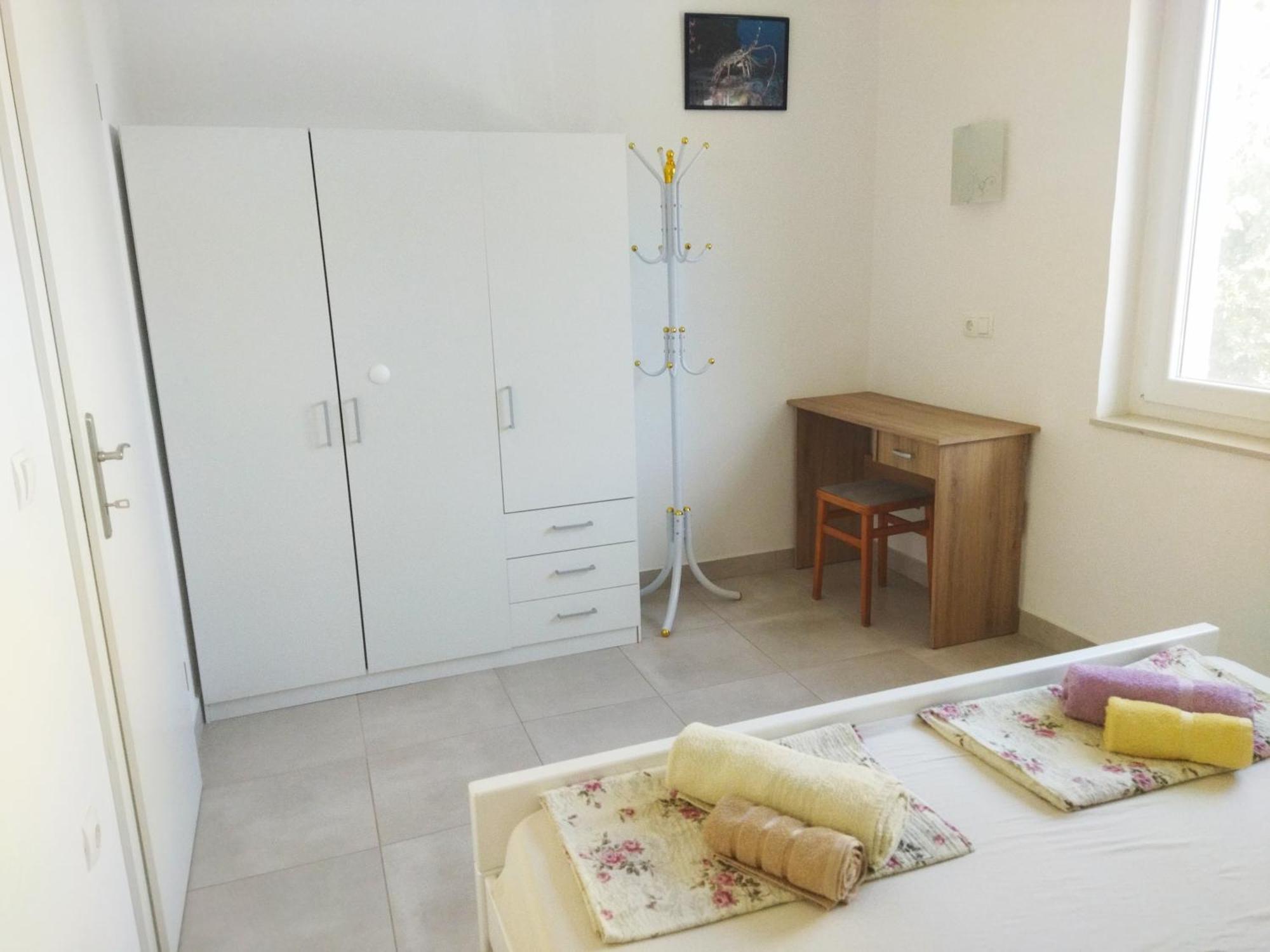 Apartment Alenka ムルテル エクステリア 写真