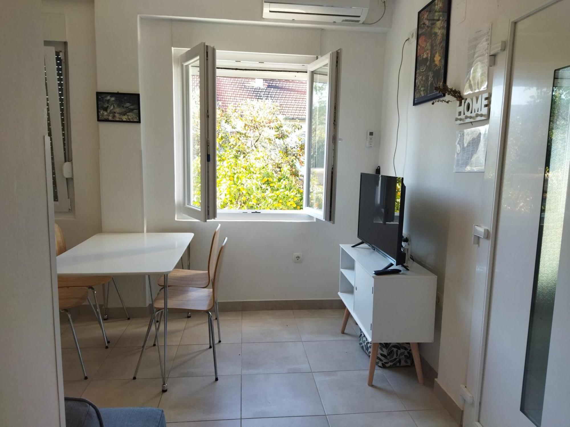Apartment Alenka ムルテル エクステリア 写真
