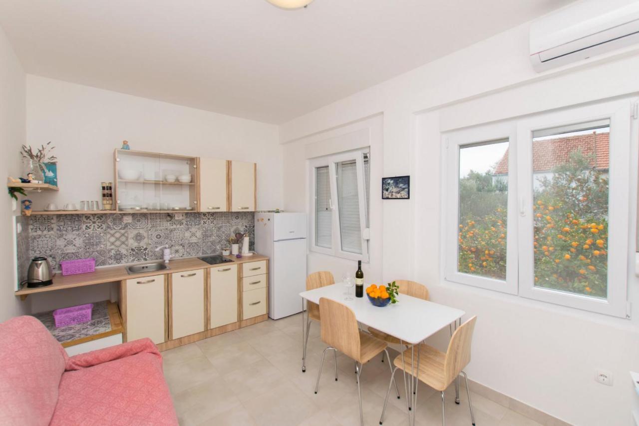 Apartment Alenka ムルテル エクステリア 写真